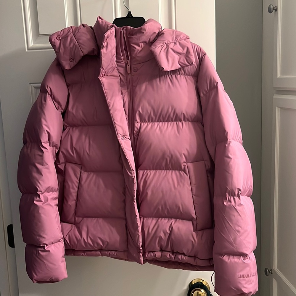 Lululemon puffer coat size 10